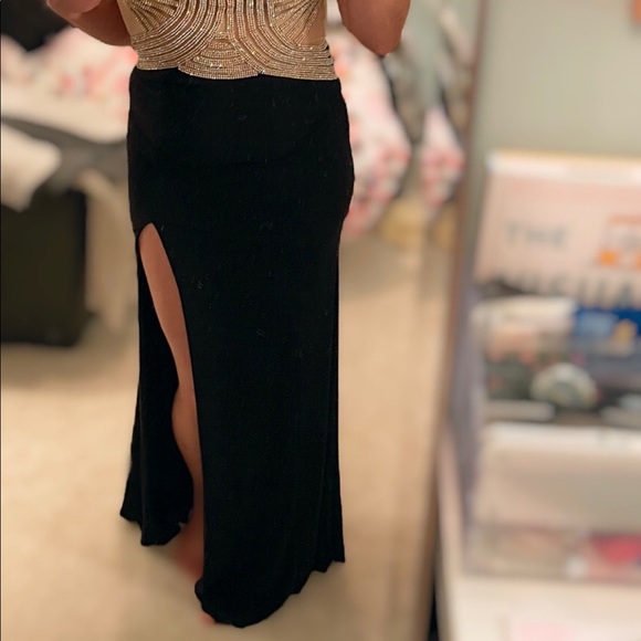 Black Prom/Formal Gown with Jewelled Top - Picture 2 of 6